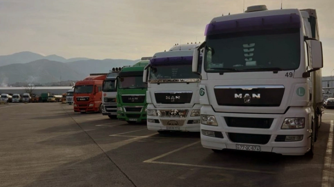 Gürcüstanda saxlanılan TIR-larımızla bağlı RƏSMİ AÇIQLAMA