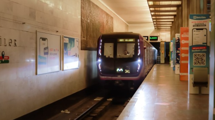 Metroda sərnişinin halı pisləşdi 