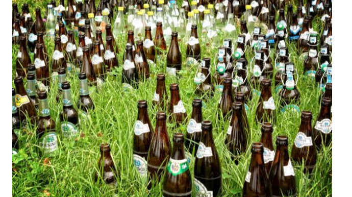 Nigeriyada dörd milyon şüşə pivə məhv edildi