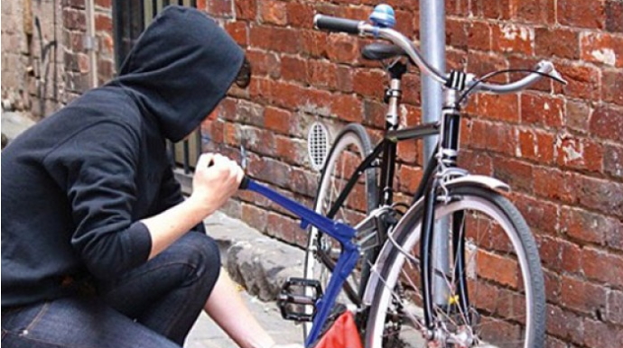 4 velosiped oğurlayan keçmiş məhkum tutuldu 