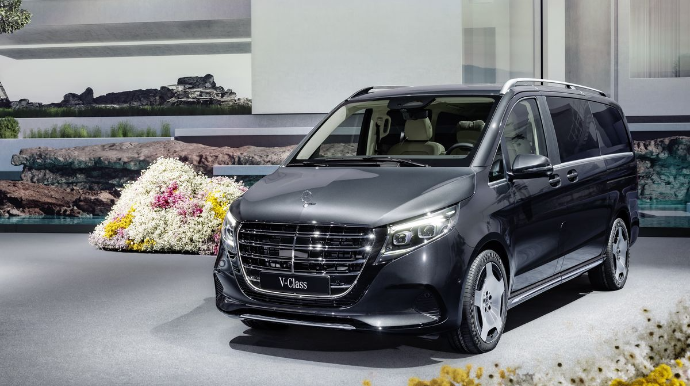 “Mercedes-Benz V-Class”ın satışı dayandırılacaq - FOTO