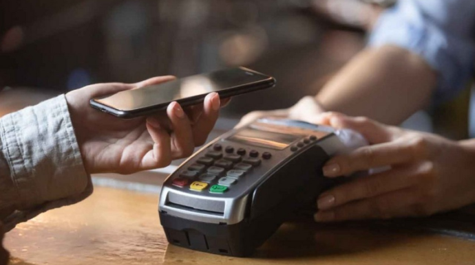 Ölkədə nağdsız əməliyyatların həcmi açıqlandı