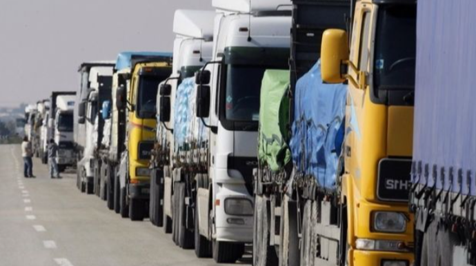 Azərbaycan xaricdən günə 22 yük maşını alır - QİYMƏTİ 5 MİN MANAT UCUZLAŞDI 