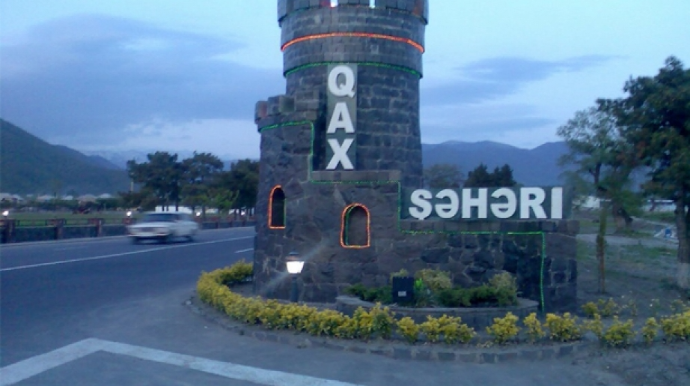 Qaxda xadimə işləyən qadın 37 yaşında tələbə oldu - VİDEO