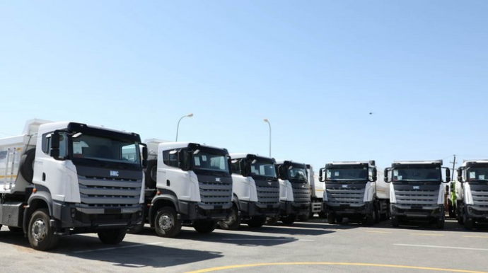Госагентсво представило машины, закупленные для обслуживания дорог в Карабахе  - ФОТО