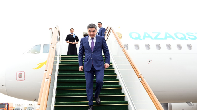 Qazaxıstanın Baş naziri Azərbaycana gəldi 