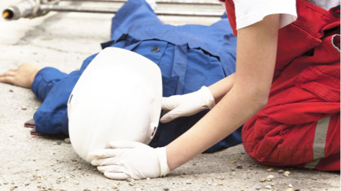 Yaşlı fəhlənin başına yük düşdü, ÖLDÜ 