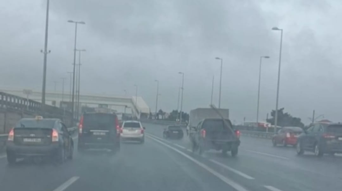 "Vito" "Prius"un önünə keçib görün nə etdi? - VİDEO