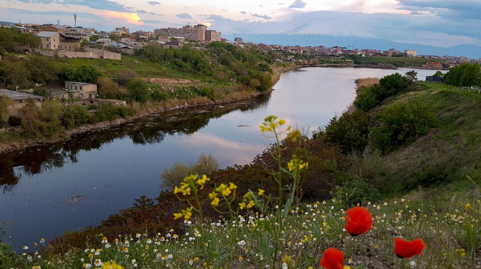 Ermənistanda mindən çox abonent çirkab sularını Zəngiçaya axıdır 