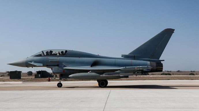 Türkiyə 40 ədəd “Eurofighter” qırıcısı almaq istəyir 