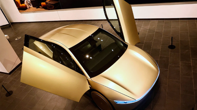 Robot taksilər fəaliyyətə başladı 