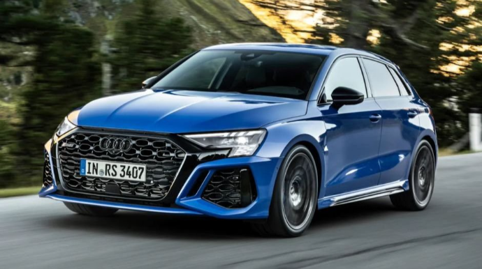 "Audi RS 3" modeli məhdud saylı tirajla buraxılacaq xüsusi versiyaya sahib olub 