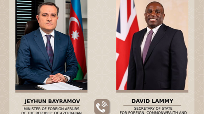 Azərbaycan və Britaniyanın XİN rəhbərləri danışdı 