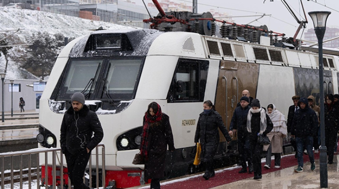 ADY qeyri-sabit hava şəraiti ilə bağlı zəruri qabaqlayıcı tədbirlər görür 