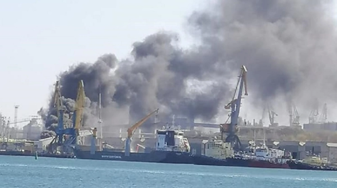 Odessa limanında güclü yanğın başladı 