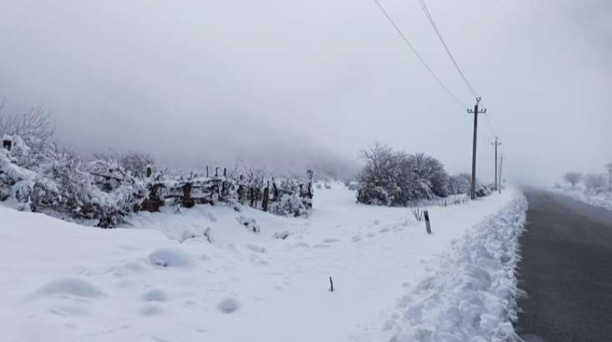 Bu ərazilərdə qar yağır 