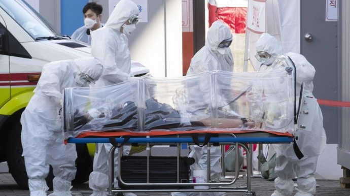 ÜST:  Bir həftədə 2 milyona yaxın insan virusa yoluxub