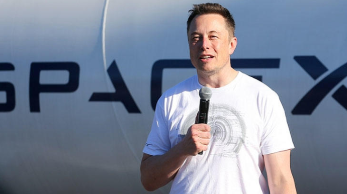 İlon Mask dünyanın ən varlı insanlarının beşliyindəki yerini itirib