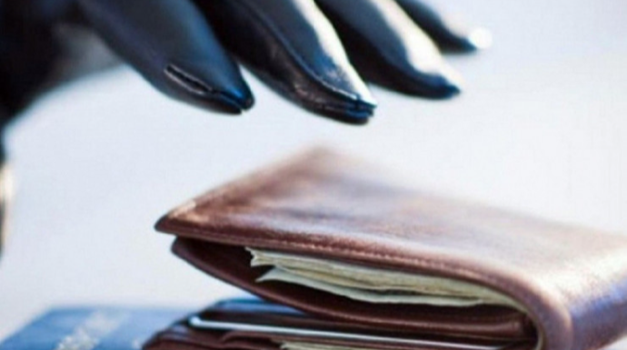 Bakının mərkəzində əcnəbiyə qarşı QULDURLUQ