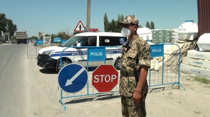 Bakıya qanunsuz sərnişin daşıyan taksi sürücüləri həbs edilib - FOTO