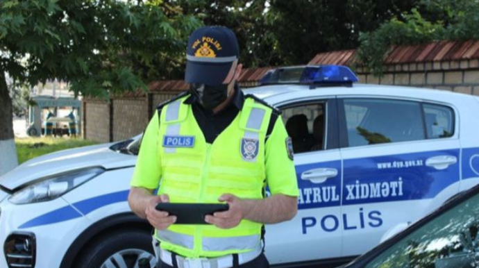 Parklanmaya icazəsi olan avtomobilə yazılan cəriməyə məsul qurum tapılmır - FOTO 