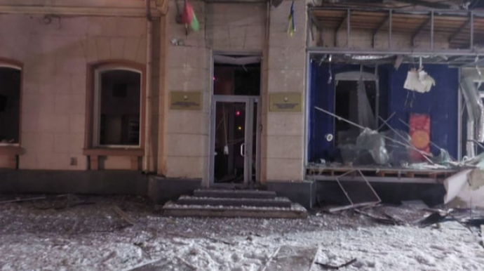 Xarkovda Azərbaycan konsulluğu raketlə vuruldu:  bina və avtomobil yararsız hala düşüb   - FOTO