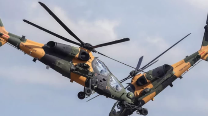 Türkiyə helikopterləri havada rəqs etdi - VİDEO 