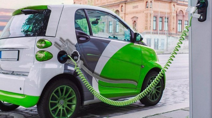 Elektromobil sahibləri maşını daha müntəzəm dəyişirlər – TƏDQİQAT  