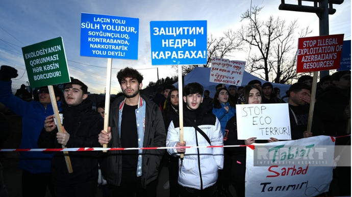 Şuşa-Xankəndi yolunda keçirilən etiraz aksiyası daha da genişlənir