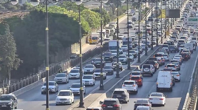 Bakının bu yollarında tıxac var - SİYAHI 