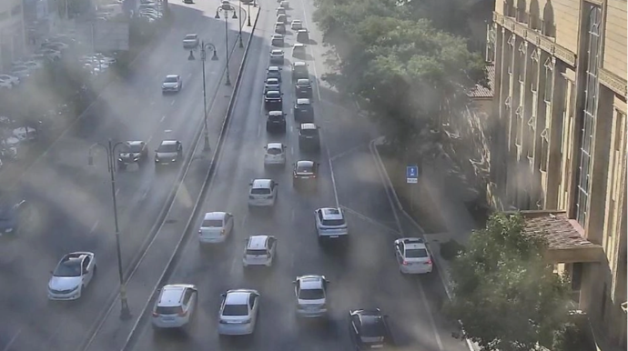 Bu yollarda tıxac var - SİYAHI