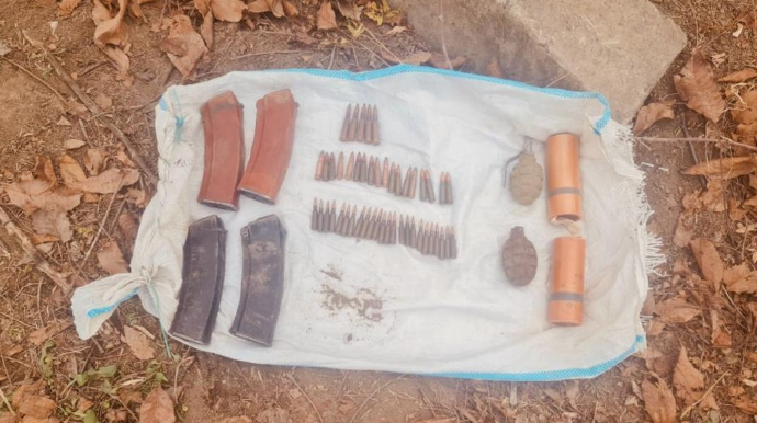 Dəmiryolu stansiyasında silah-sursat aşkarlandı - FOTOLAR 