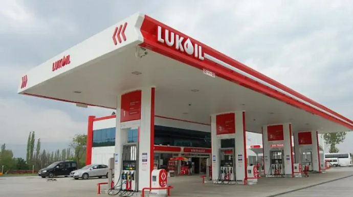 "Lukoyl" Azərbaycandakı yanacaqdoldurma məntəqələrini satışa çıxardı 
