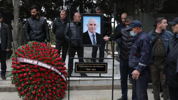 Prezident Teymur Bünyadovun vəfatı ilə bağlı nekroloq imzalayıb 