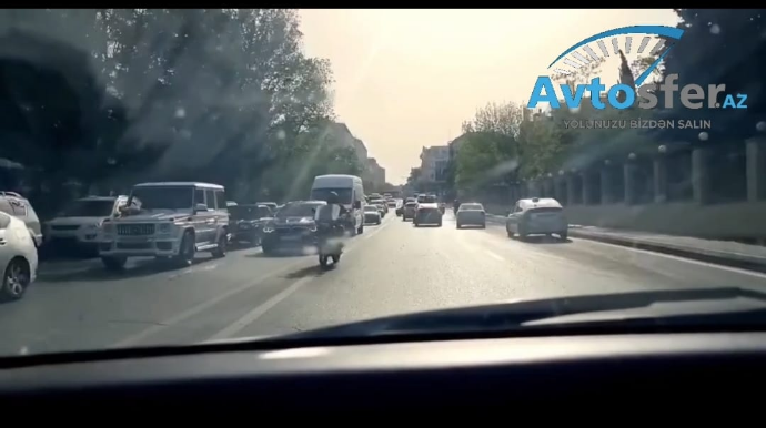 Əks yolda tıxac varsa, sol zolaqla getməyin! – AQİL RƏHİMOVDAN XƏBƏRDARLIQ - VİDEO 