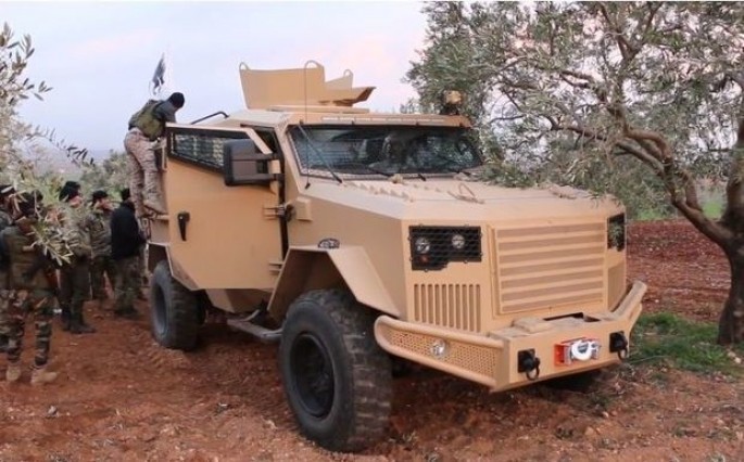 Terrorçular zirehli texnika ilə əsgərləri əzdilər – VİDEO