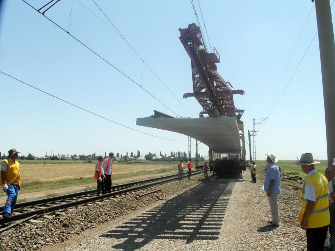 Malay-Yevlax mənzilində 8 km dəmir yolu əsaslı təmir olunur - FOTO