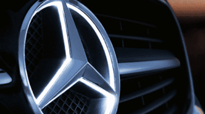 "Mercedes" 17 mindən çox avtomobili geri çağırır 
