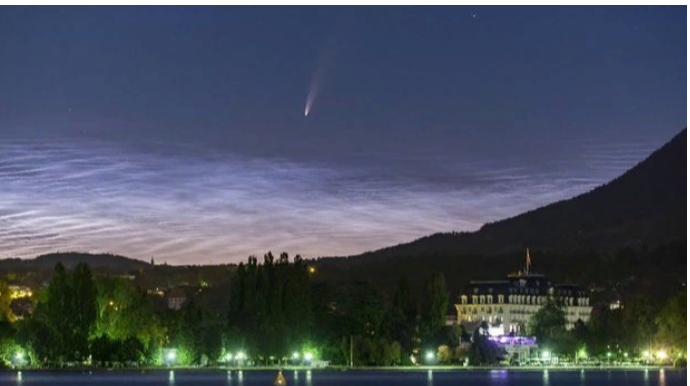 Bu axşam gözlər səmaya dikiləcək: Son yeddi ilin ən parlaq kometası Yerin yaxınlığından keçəcək  - FOTO