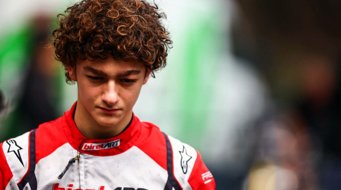 Azərbaycanın gənc pilotu mövsümün son yarışını uğurla başa vurub 