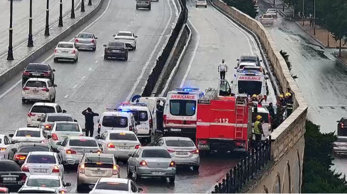 Babək prospektindəki qəza - Sürücü öldü - FOTO - YENİLƏNİB
