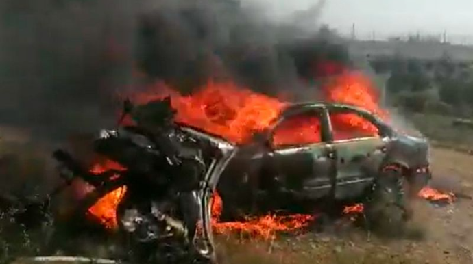 Qazaxda minik maşını yandı