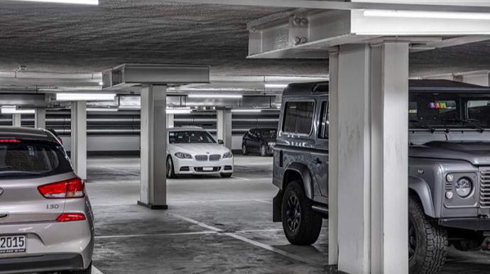 Göydələn sakinlərinin yerdə maşın saxlama dərdi 