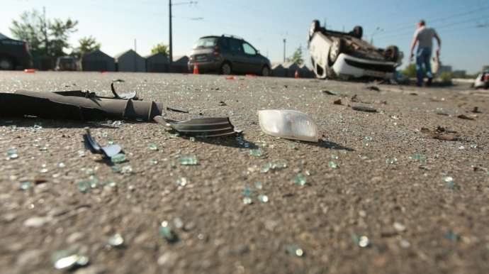 Qobustanda 2 avtomobil toqquşub, xəsarət alanlar var 