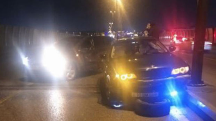 Bakıda körpü buz bağladı: 5 avtomobil qəzaya uğradı - FOTO 