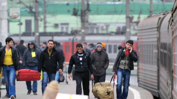 Miqrantların Rusiyaya daxil olması üçün QR-kodu təqdim edəcək tətbiq işə düşüb 