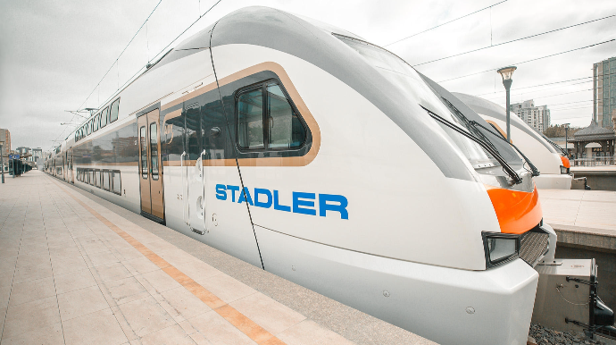 Bakı-Sumqayıt qatarından istifadə edənlərin NƏZƏRİNƏ!  - Gələn ildən... - VİDEO 