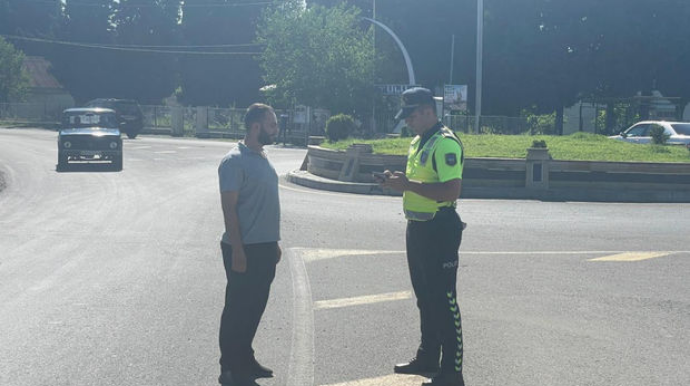 Balakəndə qaydalara riayət etməyən piyadalar cərimələnib -  FOTO