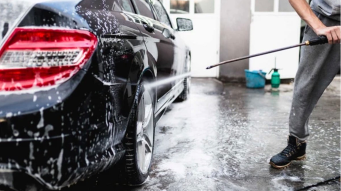 Çalışdığı avtoyuma məntəqəsindən maşın qaçıran şəxs saxlanıldı 