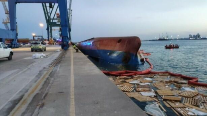 İspaniyada türklərin olduğu gəmi batdı - FOTO